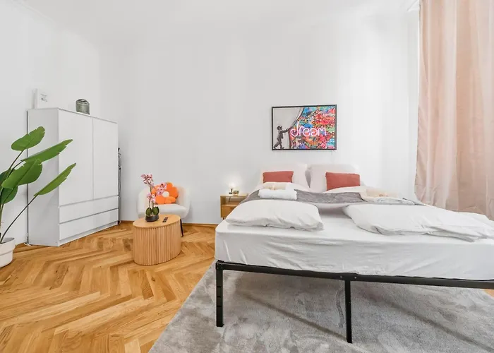 Modern Studio, 14 Minutes To The Center, 2 People Διαμέρισμα *